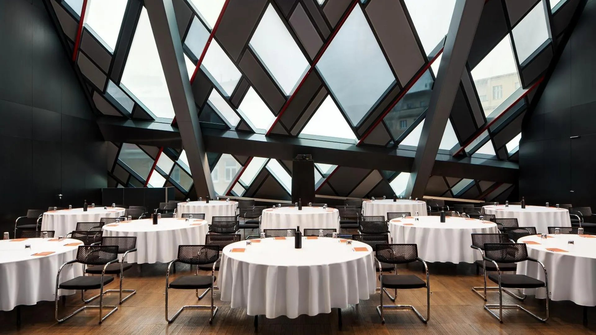 So/ Vienna Hotel